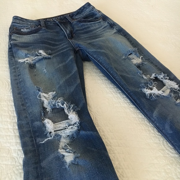American Eagle AE Denim High Waisted Slim Jeans Destroyed Distressed 00 Short - Picture 3 of 9